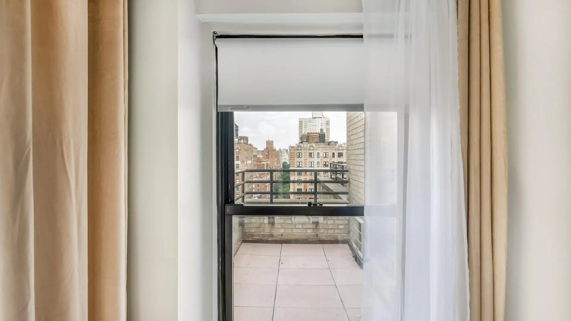 Apartment 73-1503 Newly Reno Studio Uws Doorman Gym Laundry New York
